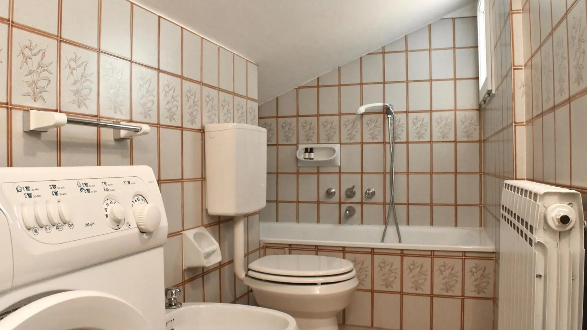 Blu 31 - Ampio Appartamento In Centro A Riccione Italy